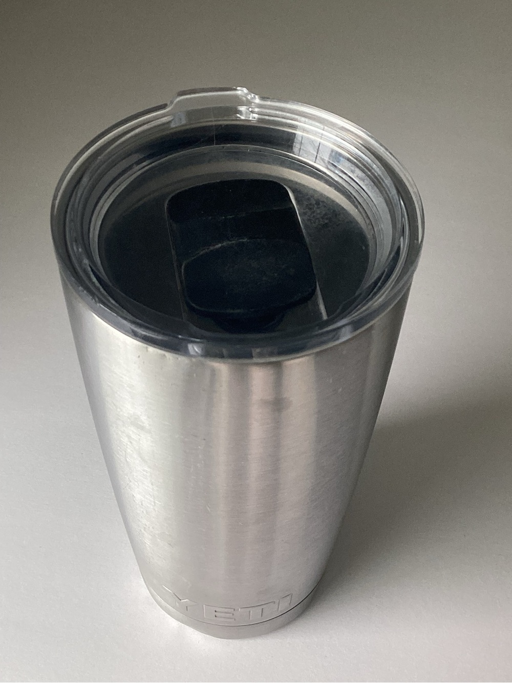 Yeti Stainless Steel Tumbler with Clear Lid